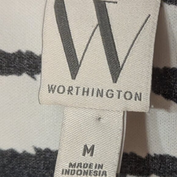 Worthington Medium Crossover Zebra Blouse - Picture 2 of 9